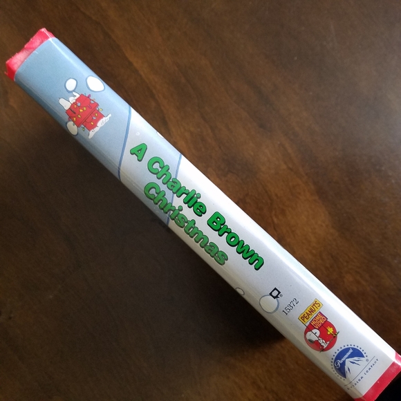 A Charlie Brown Christmas (1996 VHS) Paramount - Picture 5 of 7